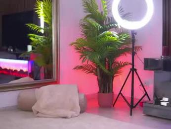 abbela_white webcam model stream image