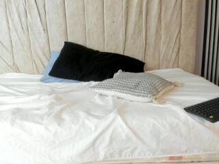 Emma Violet webcam model stream image