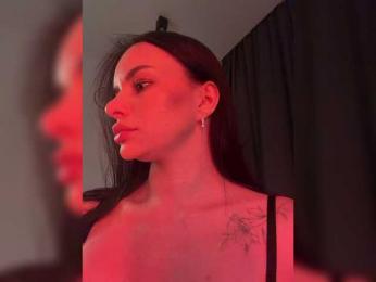 Klubnika13 webcam model stream image