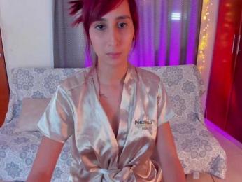 QueenLatina webcam model stream image