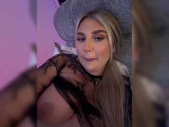 Stiflers_mom webcam bongacams model stream image