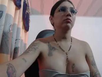aniie_sweet4u webcam model stream image