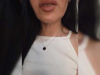 Black_chick webcam bongacams model stream image
