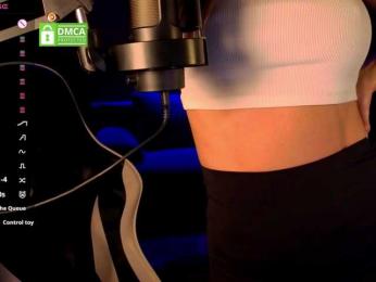 AliceFoXy webcam model stream image