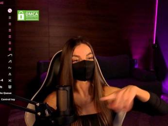 AliceFoXy webcam model stream image