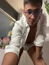 SalvadorFit webcam model stream image