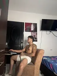 Kenny_romano webcam stripchat model stream image