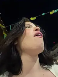 Rafaellaz webcam model stream image