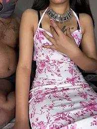 Suhu_love webcam model stream image