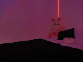 MilaFlame webcam model stream image