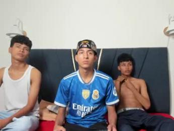 yago_7 webcam model stream image