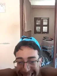 juninhoul webcam stripchat model stream image
