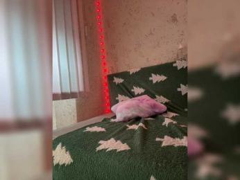 LittleDelora webcam bongacams model stream image