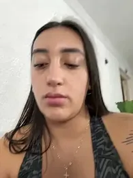 Hannahoff webcam model stream image