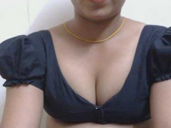 Zoya444U webcam model stream image