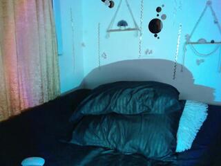 Lady Williams webcam model stream image