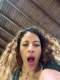 alana15 webcam stripchat model stream image