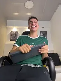 AdrianRinaldi webcam model stream image