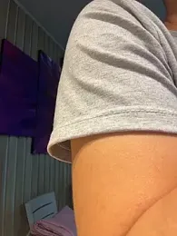 AdrianRinaldi webcam model stream image