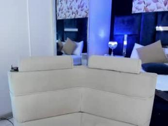 larabrook webcam chaturbate model stream image