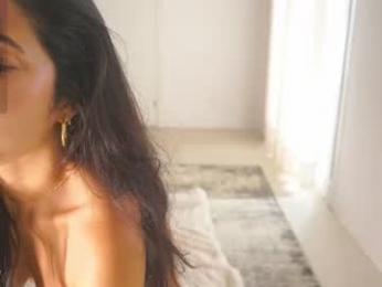 n_o_v_a webcam model stream image