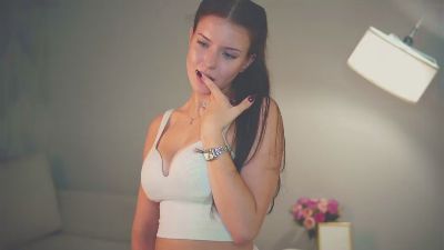 DeanneLobendahn webcam model stream image