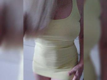 Tata42 webcam model stream image
