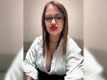 Sweetgirl31111 webcam model stream image