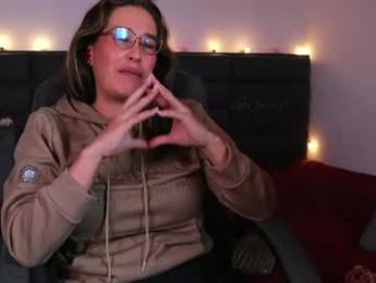 lady_boobs1 webcam chaturbate model stream image