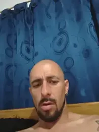 fire_menxxx001 webcam model stream image