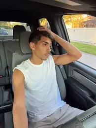 WavyAlloy30 webcam model stream image