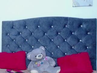 Camila Dante webcam model stream image