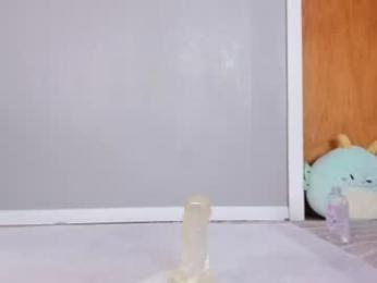 schoolgirl19 webcam chaturbate model stream image