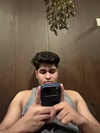 Vihaaanfucks webcam model stream image