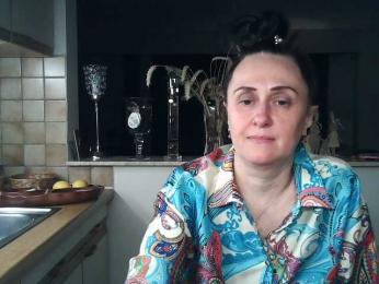 UllimOhi webcam bongacams model stream image