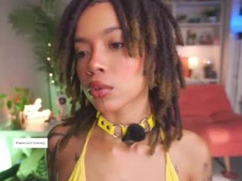 cooper_reds webcam model stream image