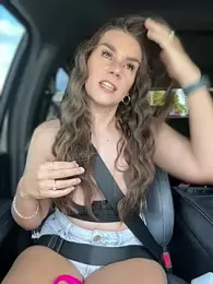 MaggyMayI webcam model stream image