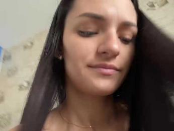 -Bri-n-man- webcam bongacams model stream image