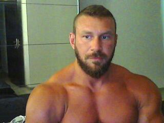 Kevin Muscle webcam model stream image