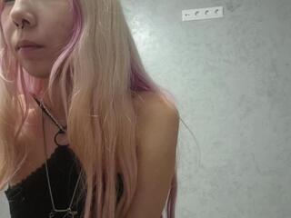 Meda Langland webcam model stream image