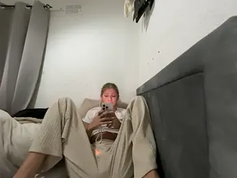 maisco19 webcam stripchat model stream image