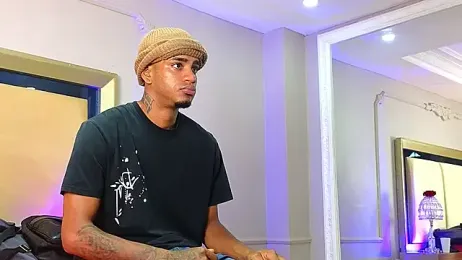 AaronCruz_ webcam model stream image