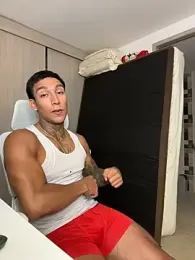 sendfer webcam stripchat model stream image