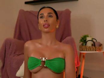 KairaAndrews webcam bongacams model stream image