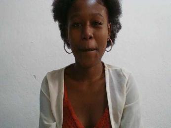 Zinah1 webcam model stream image