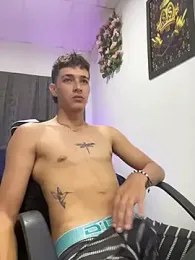 cristofer- webcam model stream image