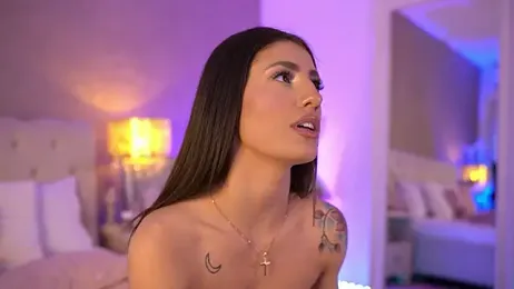 OhhAisha webcam model stream image