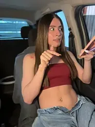 Lottus- webcam stripchat model stream image