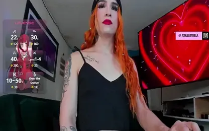 body_fox19 webcam stripchat model stream image
