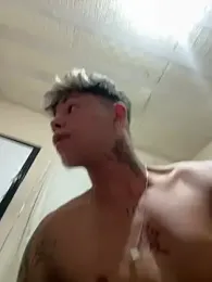 Uchihaxxx webcam stripchat model stream image